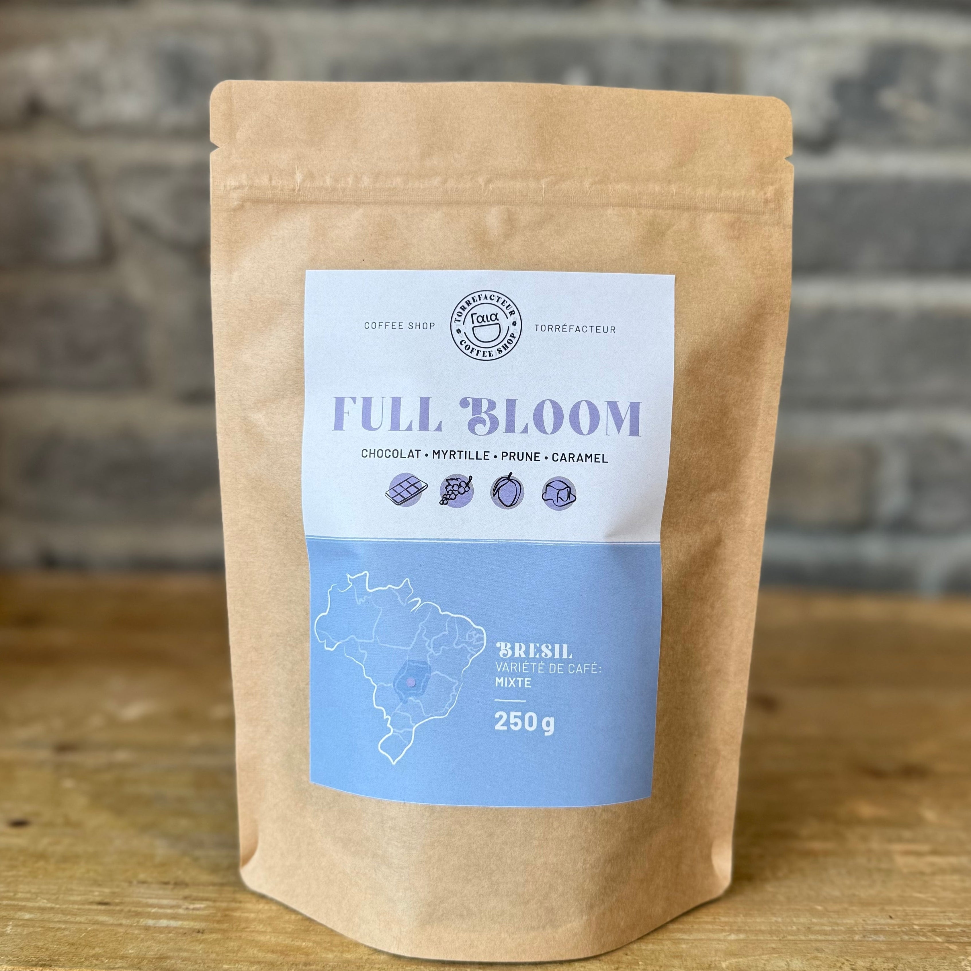 Café Full Bloom